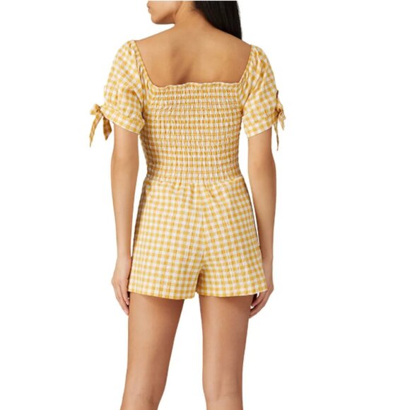 Small - léRumi - Yellow Gingham Sienna Romper Smocked Rent the Runway $128 msrp - Picture 2 of 10